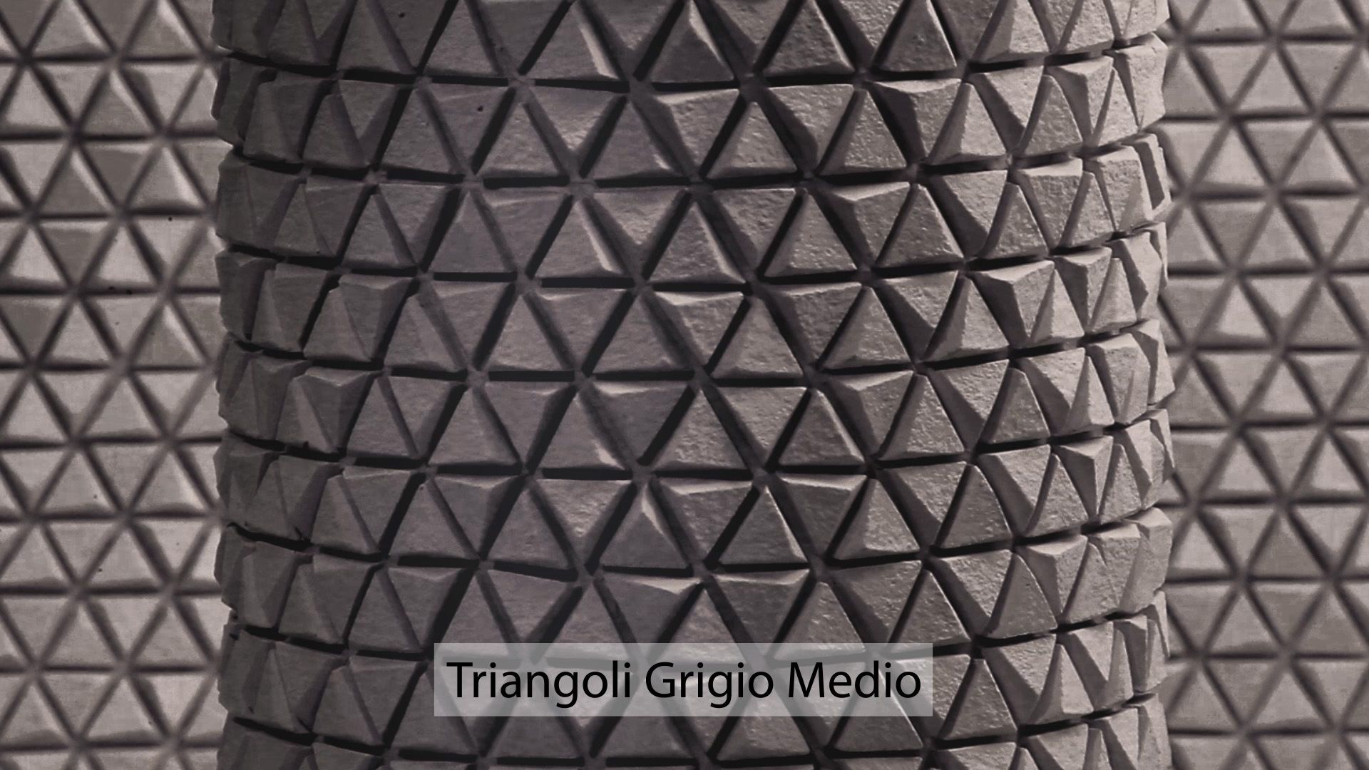 Triangoli Grigio Medio